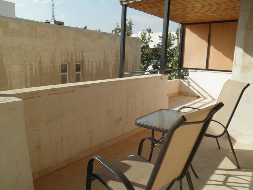 Granada Suites Hotel Ammán Szoba fotó