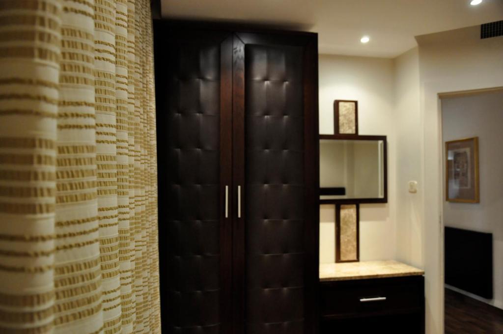 Granada Suites Hotel Ammán Kültér fotó