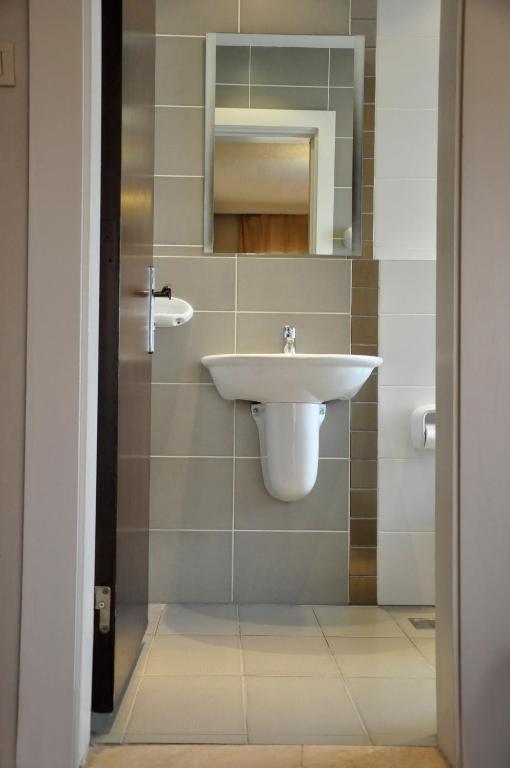 Granada Suites Hotel Ammán Szoba fotó
