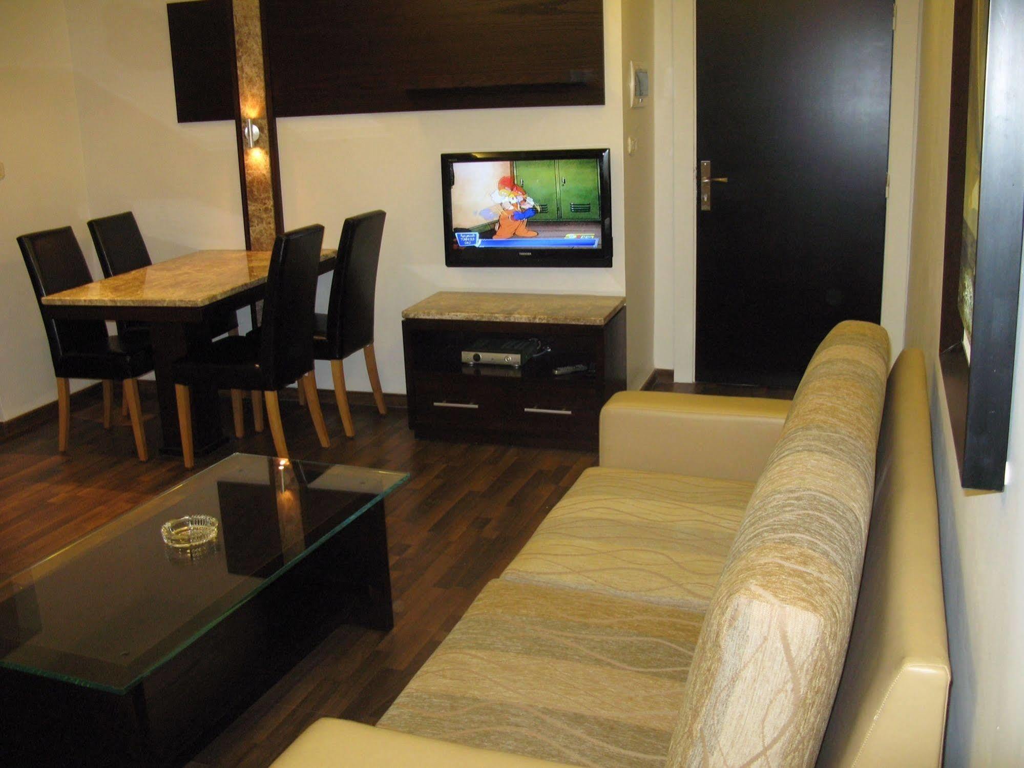 Granada Suites Hotel Ammán Kültér fotó